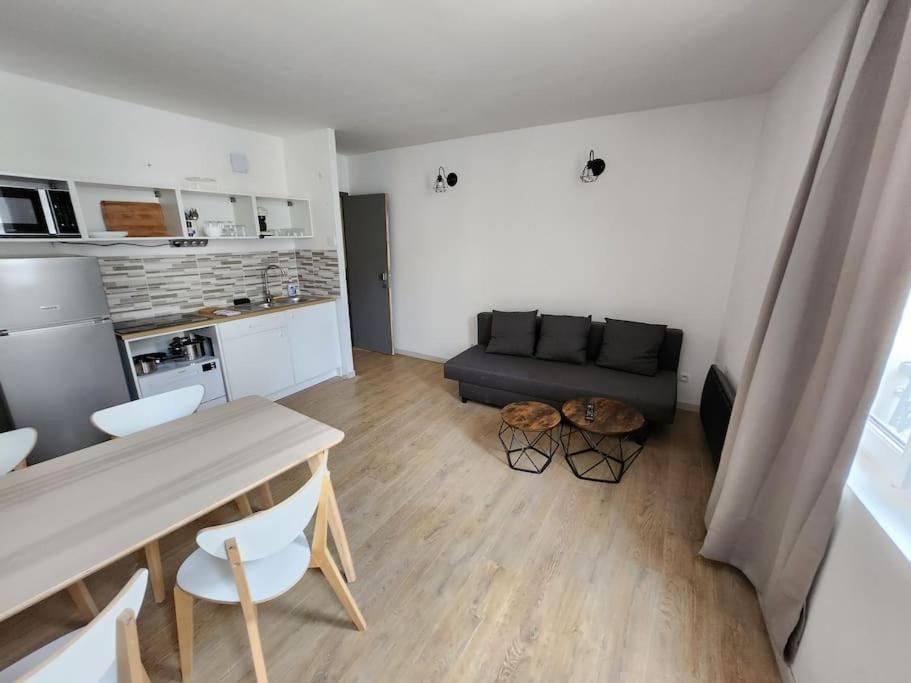 Charmant Appart Centre Ville. Bar-le-Duc Εξωτερικό φωτογραφία